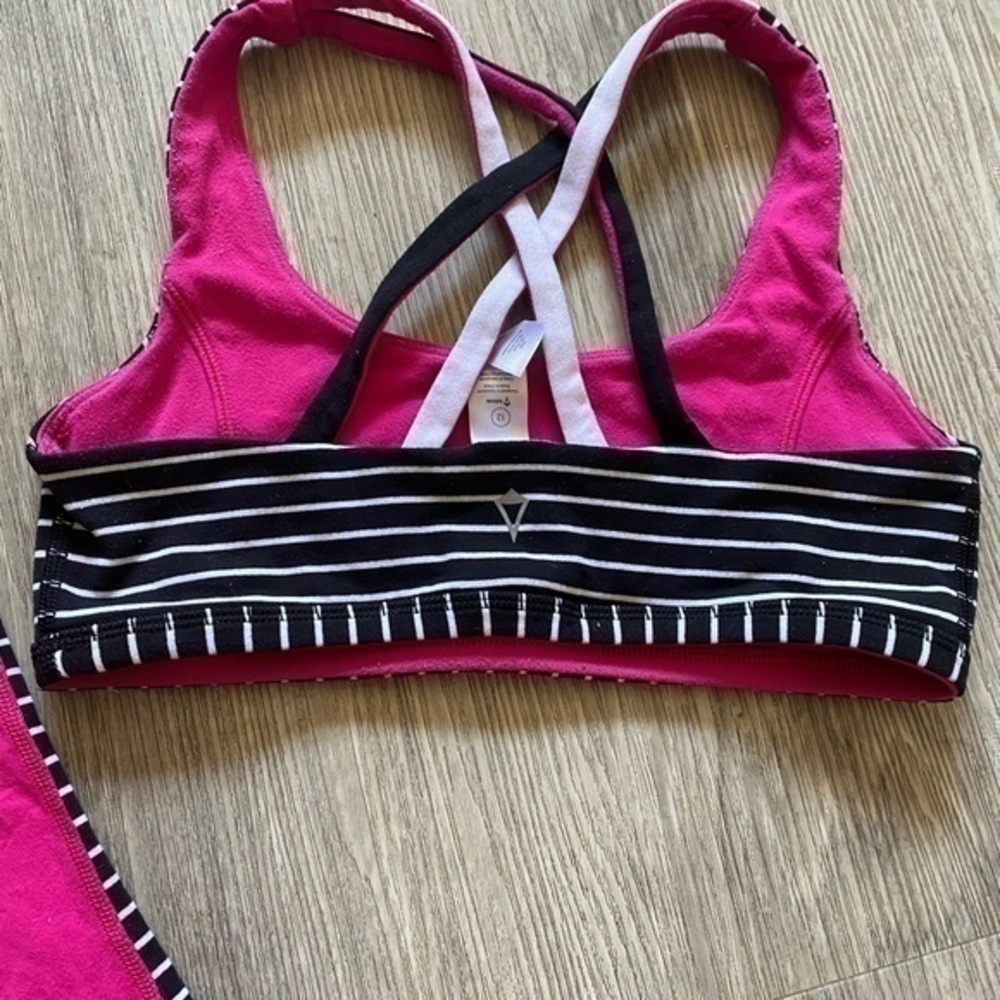 IVIVVA by Lululemon size 12/14 racerback tank top and sports bra - Picture 6 of 6